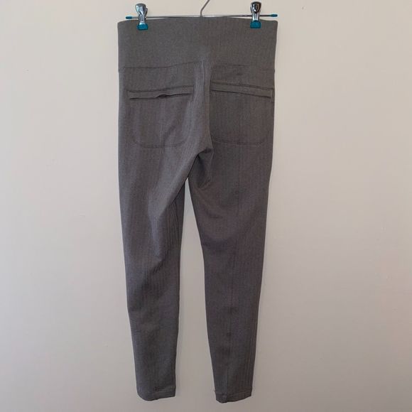 Athleta women's Delancy herringbone gray tight leggings zip pocket size SP - Picture 4 of 5